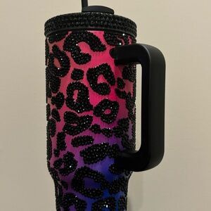 Handmade 40 ounce leopard rhinestone tumbler